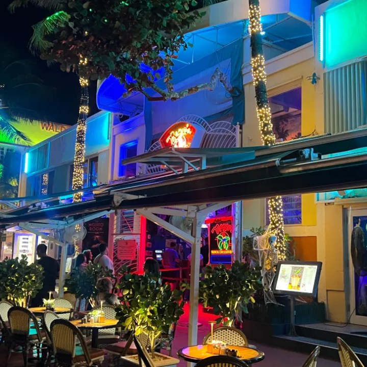 Top thing to do in Miami Beach at night at Salsa Mia on Ocean Drive