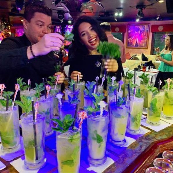 Mojitos and table service at Salsa Mia Miami Beach nightlife experience